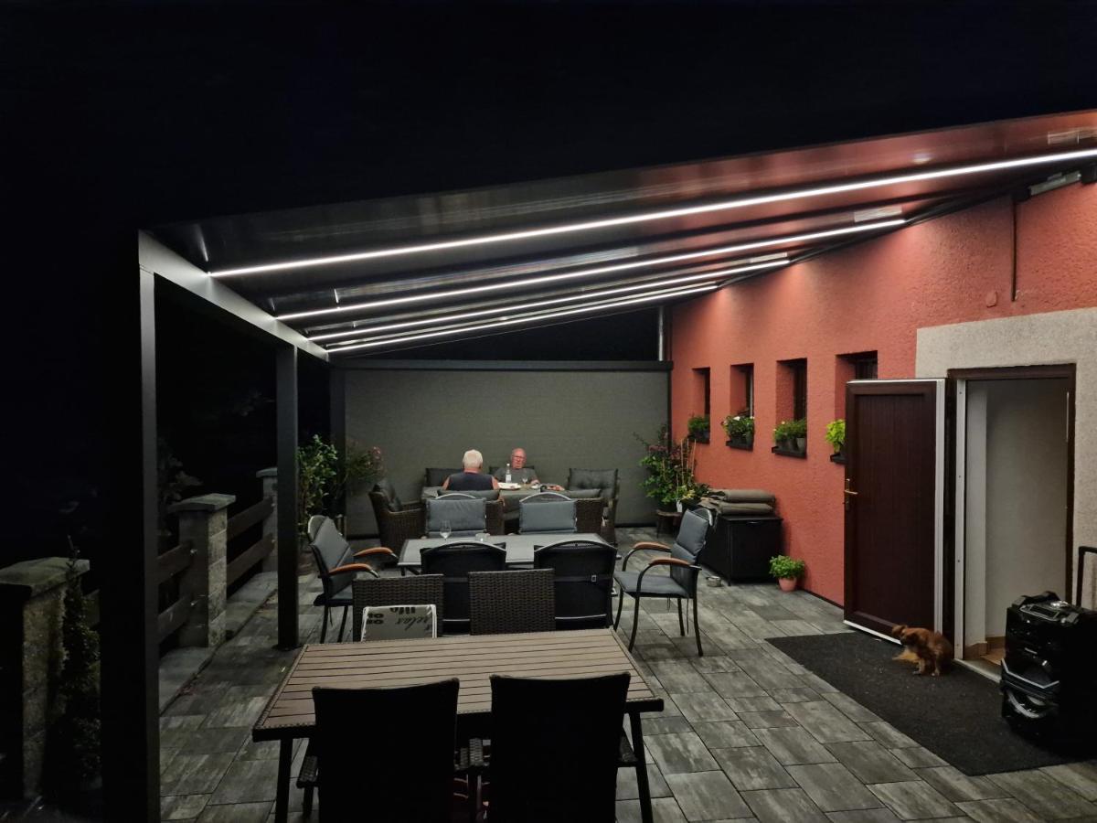 Penzion U Jezevce Hřensko Exterior foto